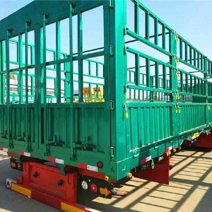 Warehouse Fence Semi-Trailers