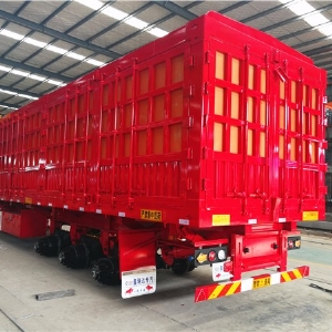 Warehouse Fence Semi-Trailers